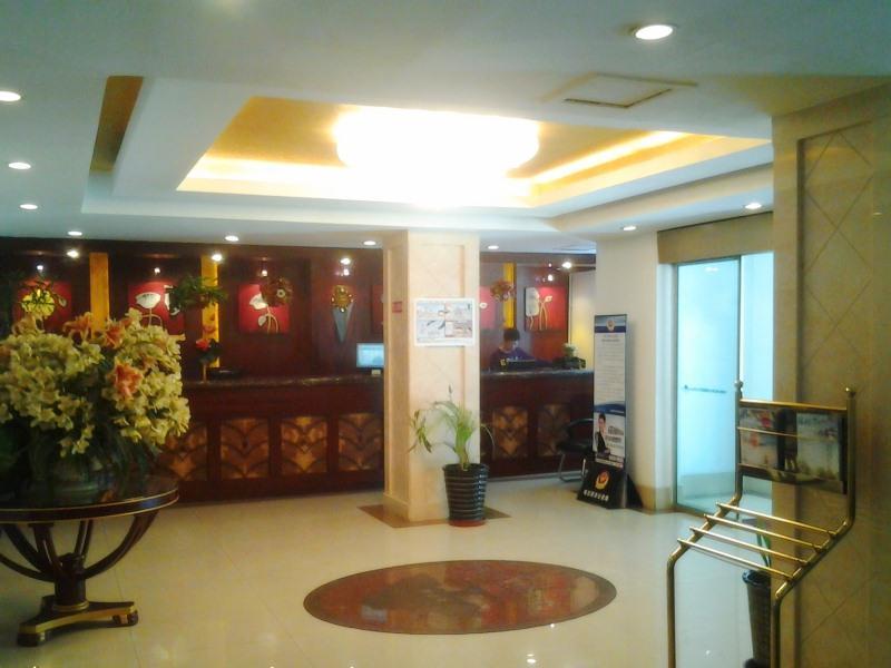Greentree Inn Heilongjiang Harbin Zhongyang Street Business Hotel ภายนอก รูปภาพ