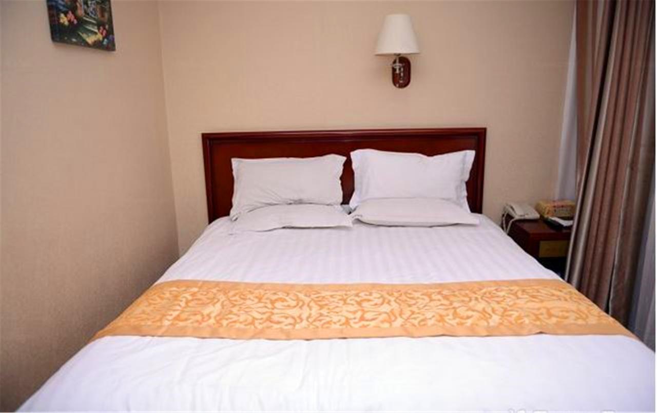 Greentree Inn Heilongjiang Harbin Zhongyang Street Business Hotel ภายนอก รูปภาพ