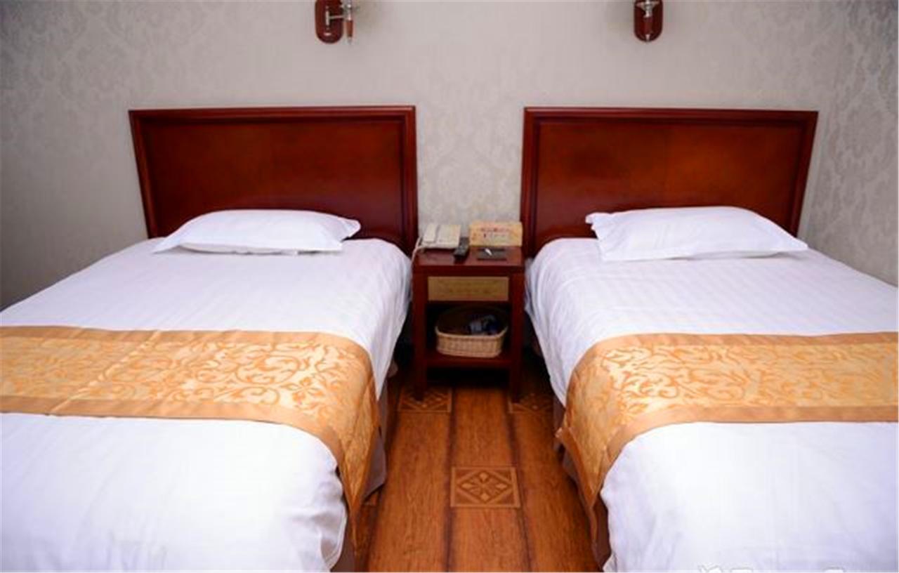 Greentree Inn Heilongjiang Harbin Zhongyang Street Business Hotel ภายนอก รูปภาพ