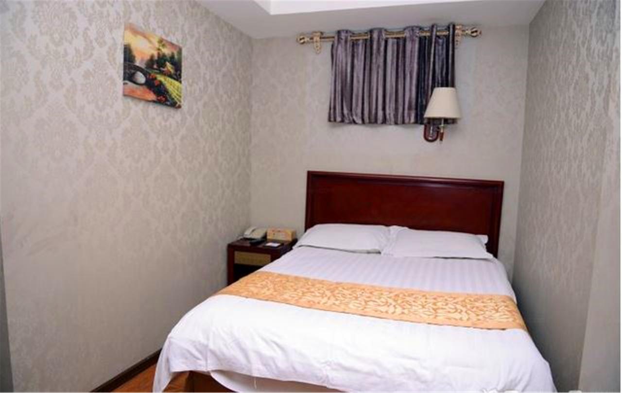 Greentree Inn Heilongjiang Harbin Zhongyang Street Business Hotel ภายนอก รูปภาพ