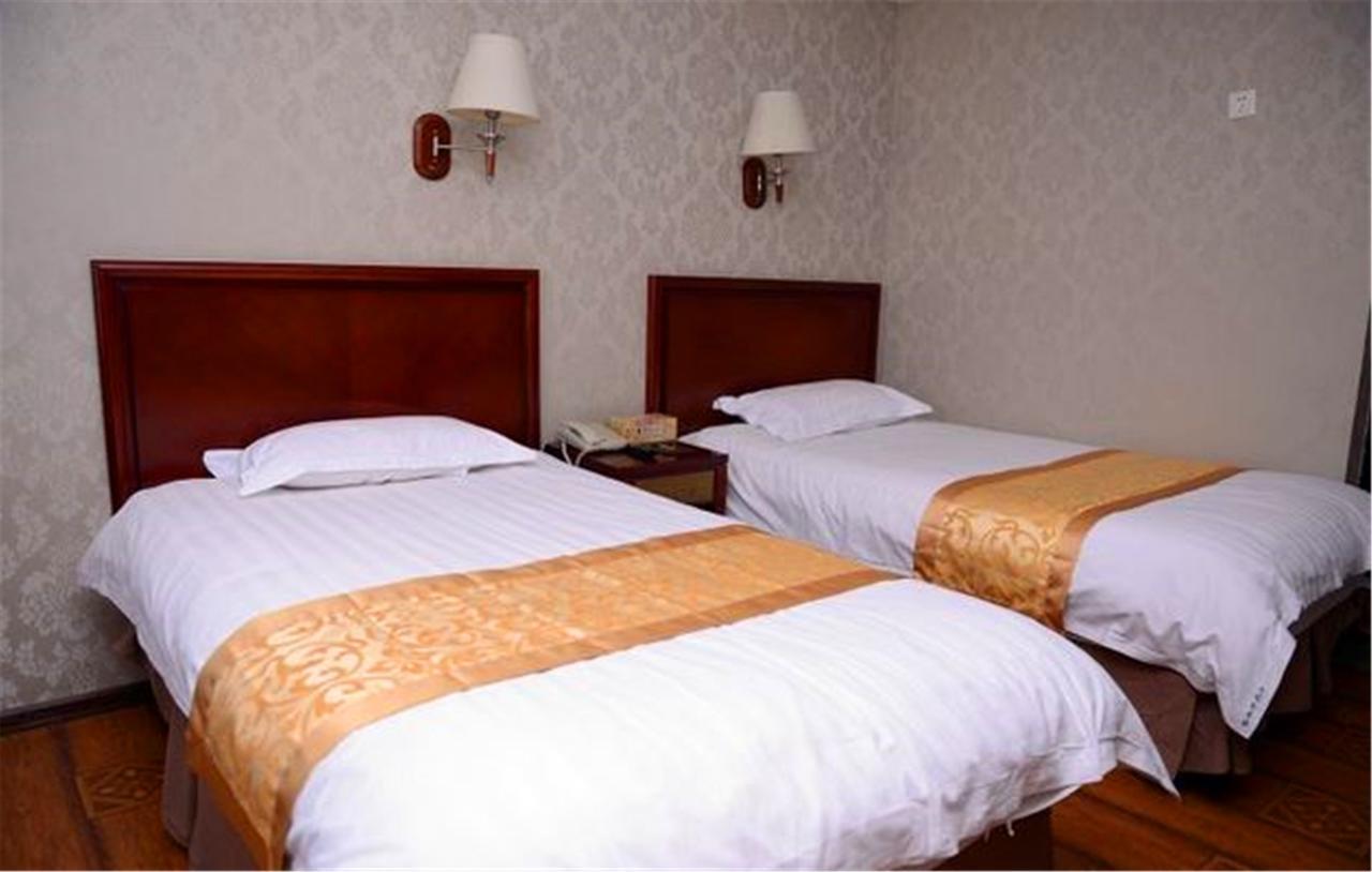 Greentree Inn Heilongjiang Harbin Zhongyang Street Business Hotel ภายนอก รูปภาพ