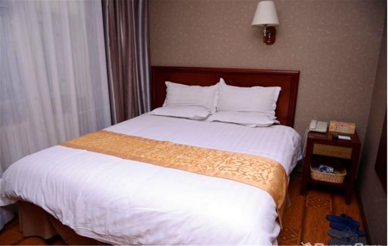 Greentree Inn Heilongjiang Harbin Zhongyang Street Business Hotel ภายนอก รูปภาพ